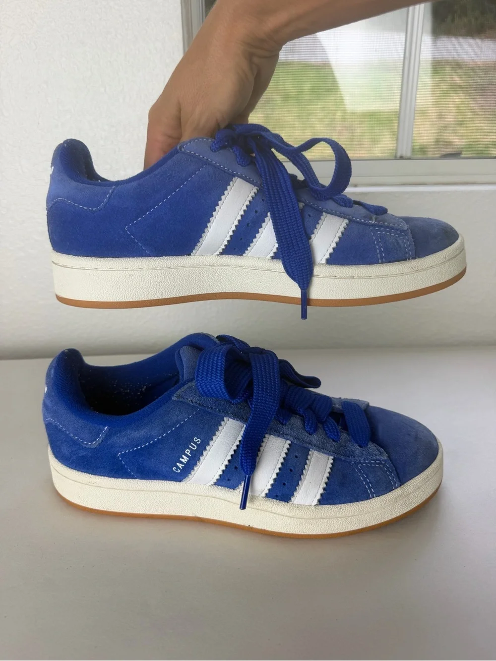 ADIDAS Originals Men’s Campus Sneakers in Blue size 6